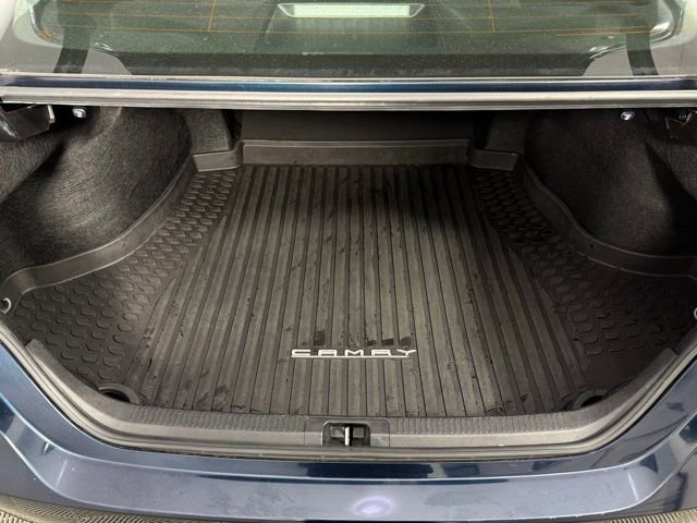Used 2019 Toyota Camry XSE image 25