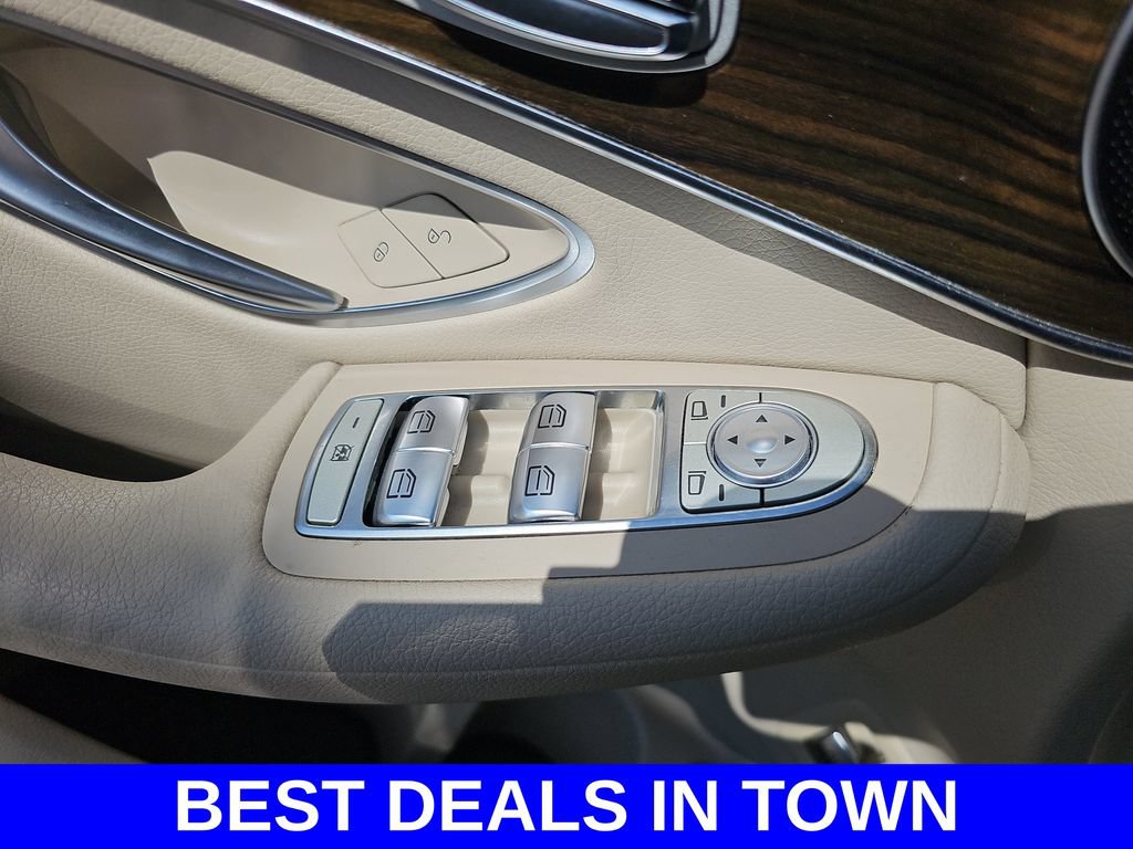 Used 2019 Mercedes-Benz GLC 350e 4MATIC image 27