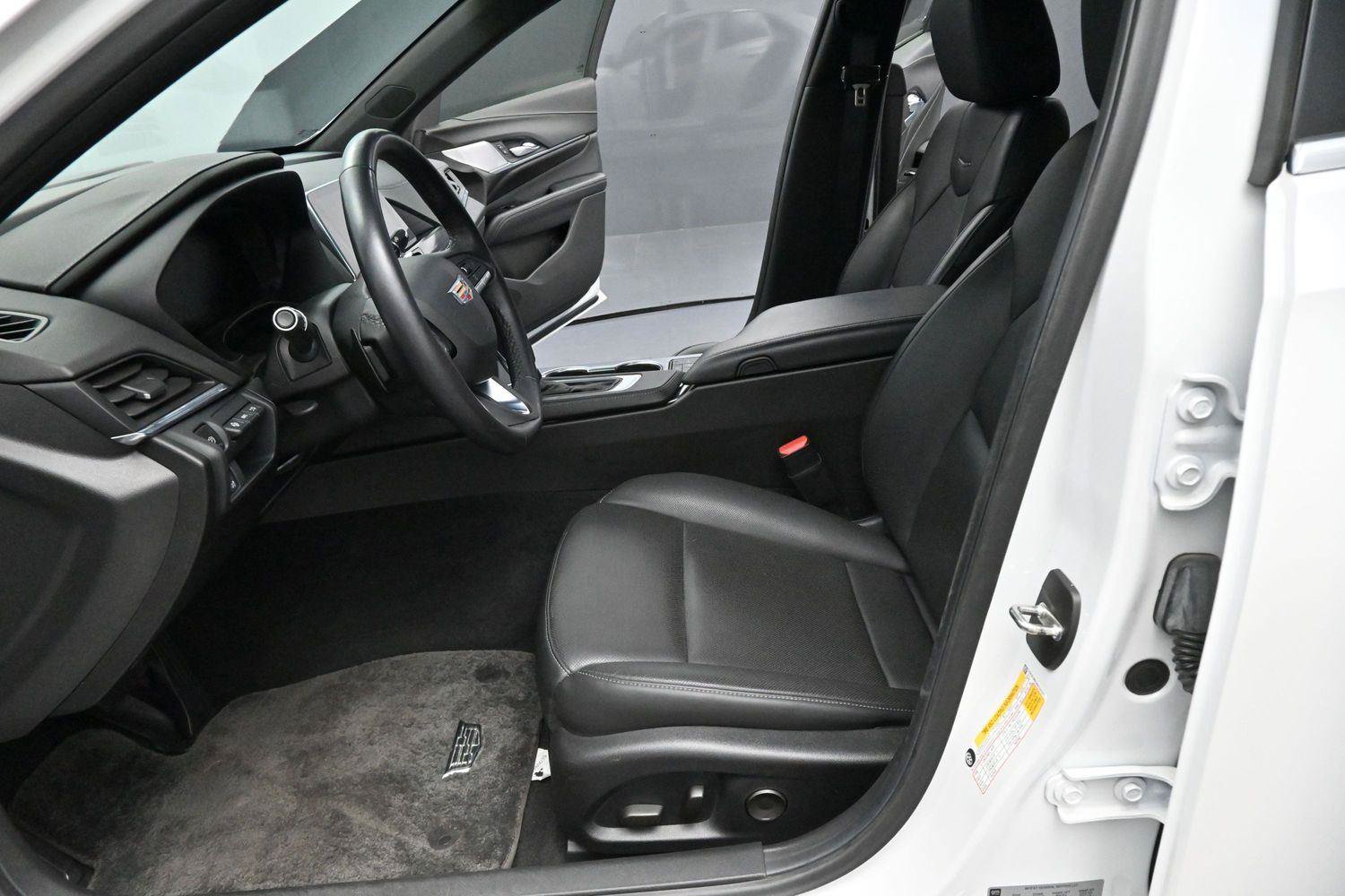Certified 2022 Cadillac CT4 Premium Luxury AWD/4WD image 13