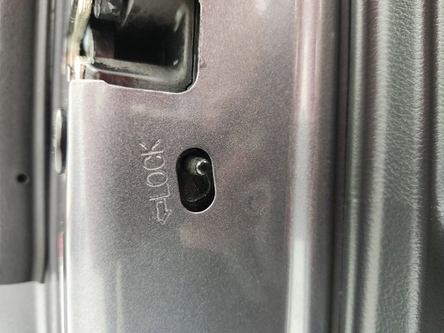 Used 2024 Nissan Frontier SV image 30