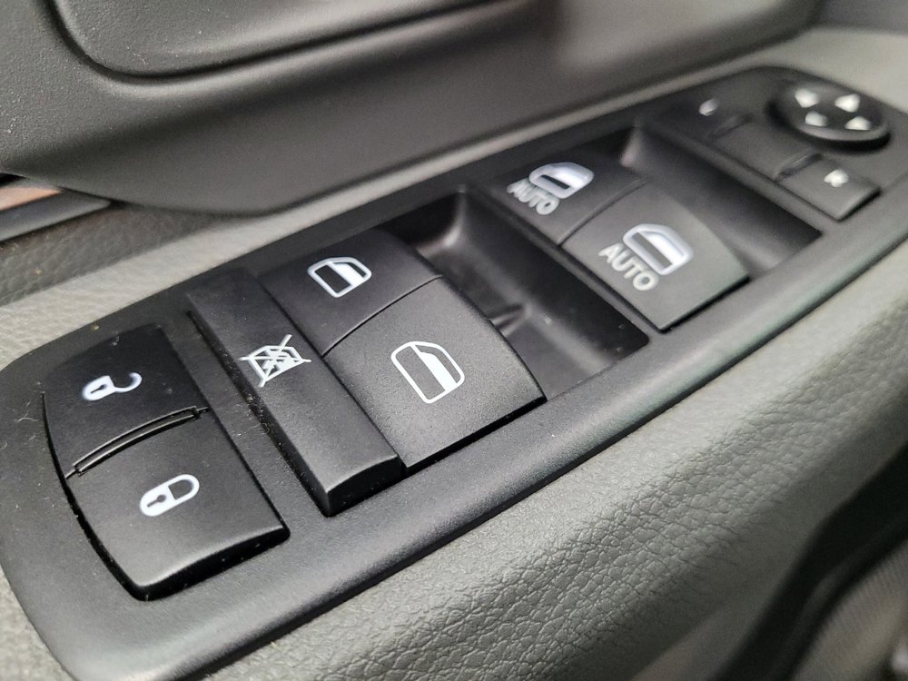 Used 2019 RAM 1500 Classic Warlock w/ Electronics Group image 27