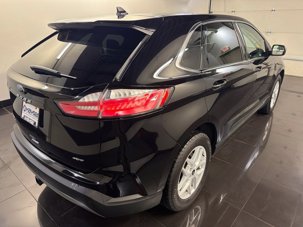 Certified 2024 Ford Edge SEL w/ Convenience Package AWD/4WD image 6