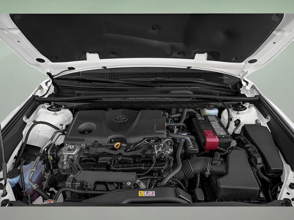 Used 2021 Toyota Camry SE w/ Convenience Package image 13