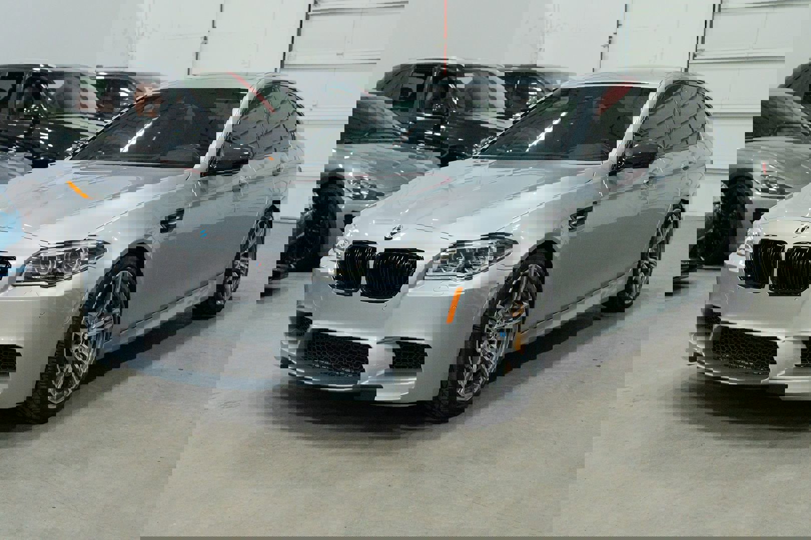 Used 2016 BMW M5 image 3