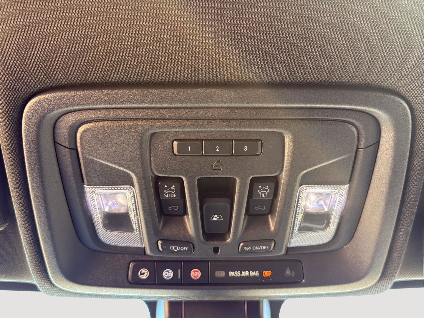 Used 2021 Chevrolet Silverado 3500 High Country w/ Z71 Off-Road Package image 21