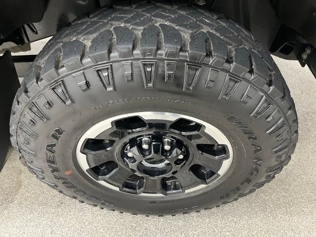 Used 2025 Ford F350 Lariat w/ Tremor Off-Road Package AWD/4WD image 18