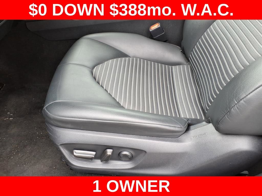 Used 2024 Toyota Camry SE image 14