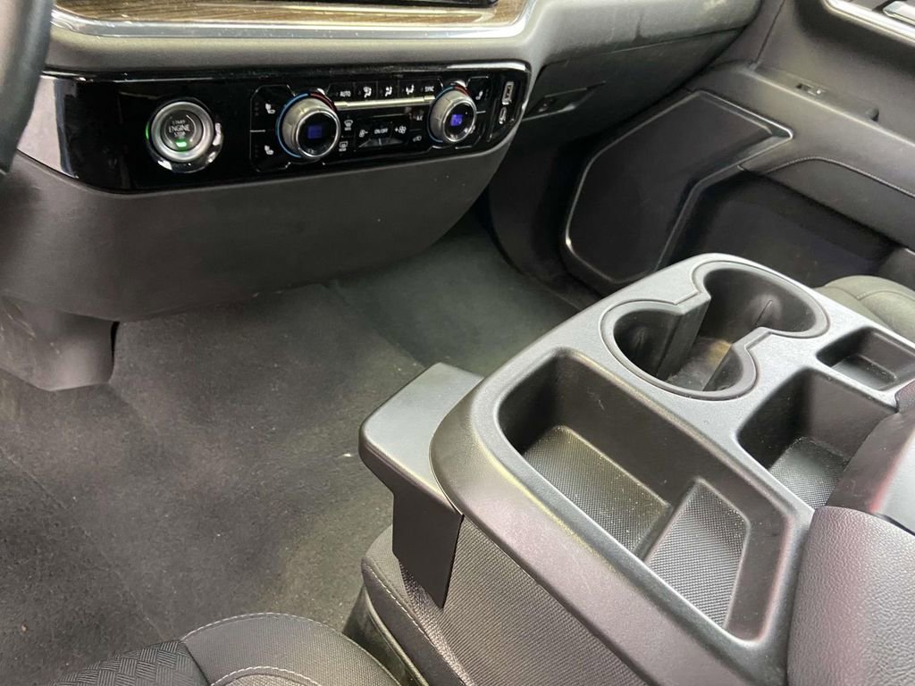Used 2023 Chevrolet Silverado 1500 LT AWD/4WD image 22