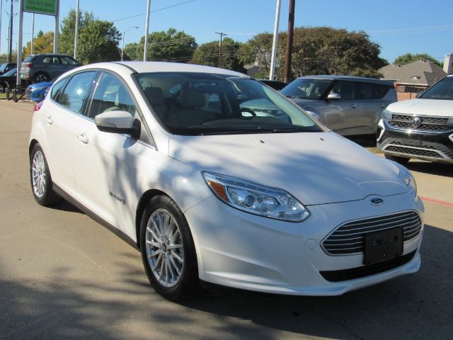 Used 2016 Ford Focus Electric Hatchback image 4
