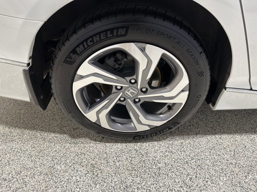 Used 2018 Honda Accord EX-L image 17