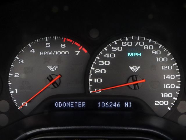 Used 2002 Chevrolet Corvette Convertible w/ Preferred Equipment Group2 image 17