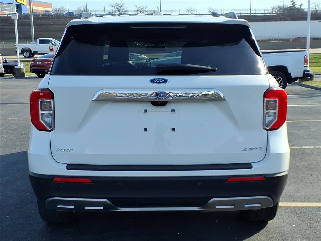 Used 2022 Ford Explorer XLT w/ Equipment Group 202A image 31