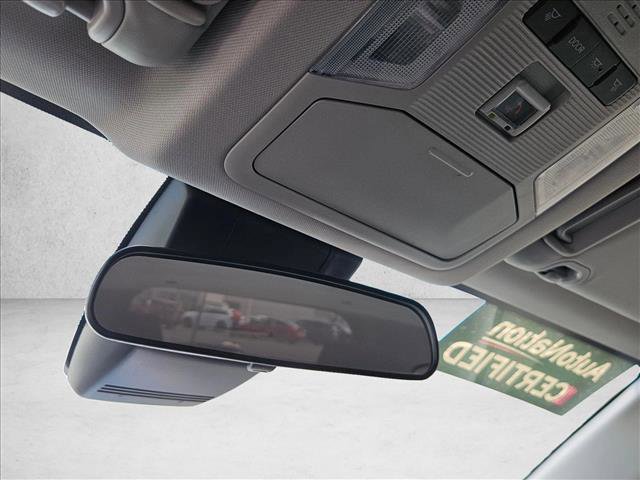 Used 2024 Toyota RAV4 XLE FWD image 20