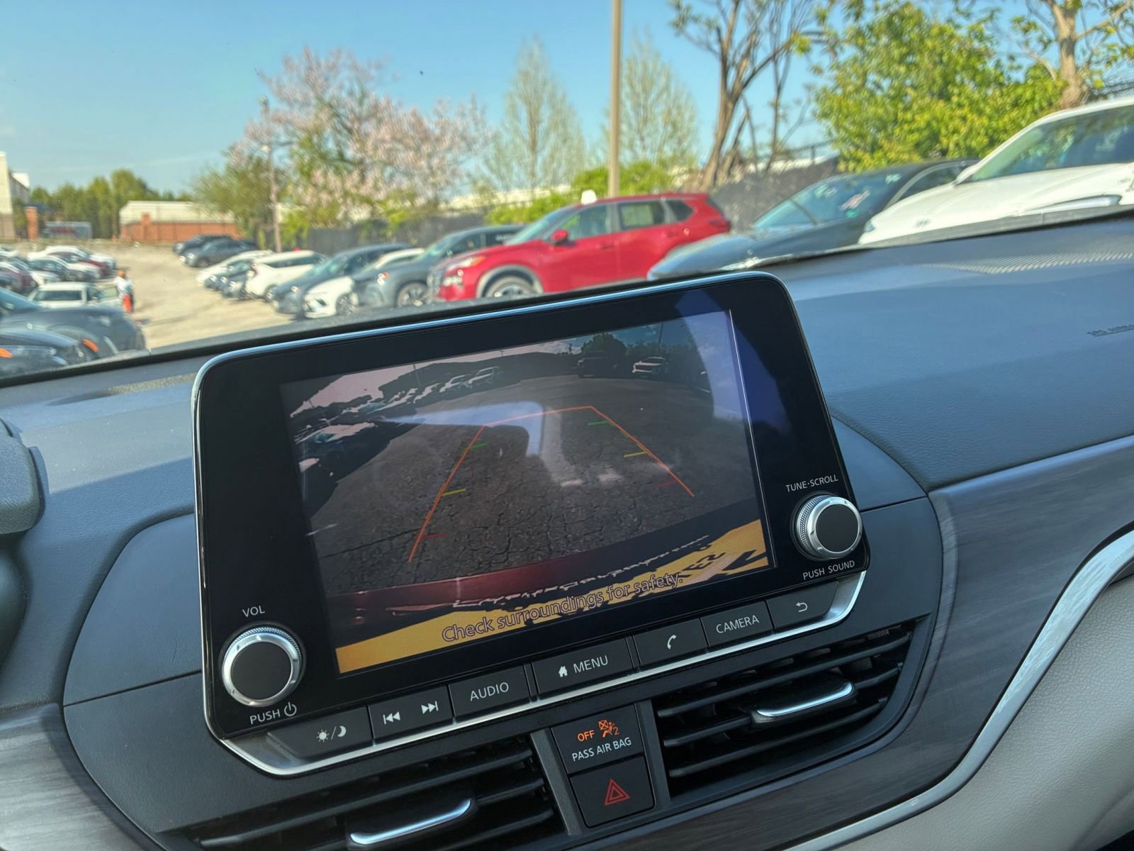 Used 2025 Nissan Altima 2.5 SV FWD image 20