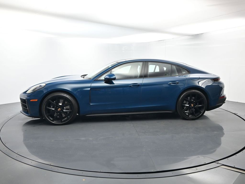 Certified 2026 Porsche Panamera 4 AWD/4WD image 2