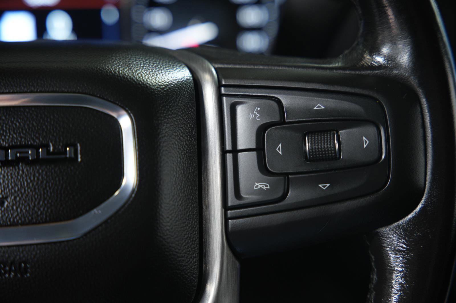 Used 2023 GMC Sierra 2500 Denali w/ Denali Black Diamond Edition image 35