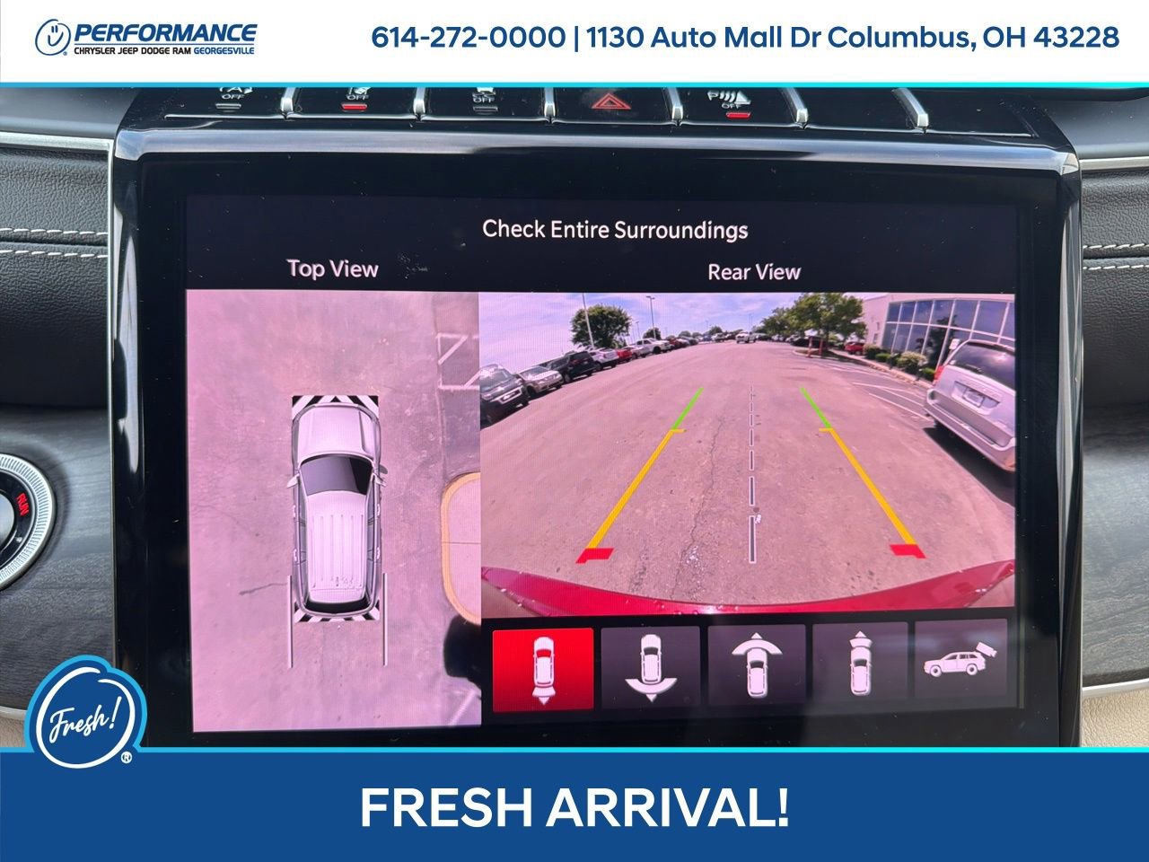 Used 2025 Jeep Grand Cherokee Limited w/ Luxury Tech Group II AWD/4WD image 23