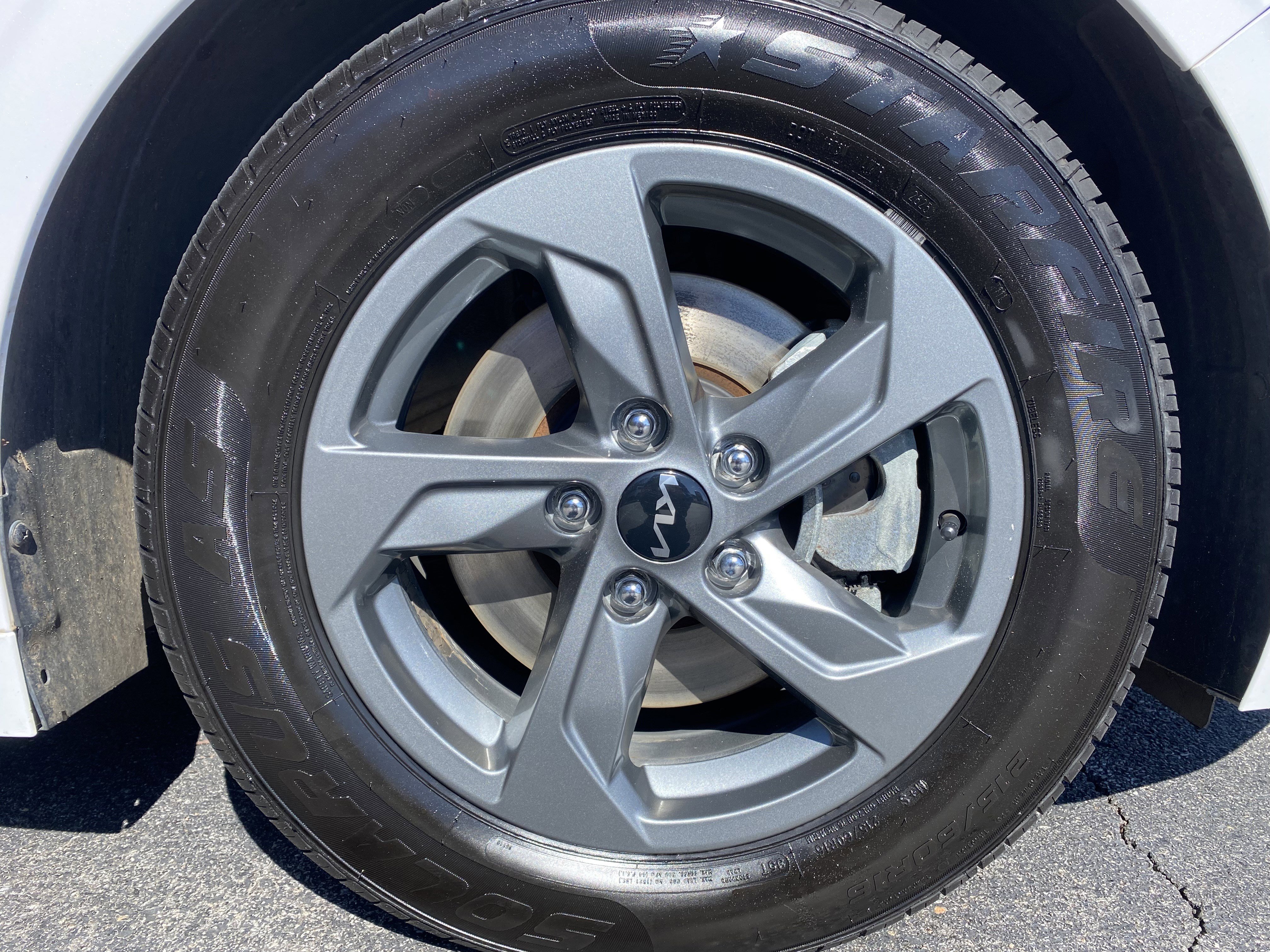 Used 2022 Kia K5 LX image 12