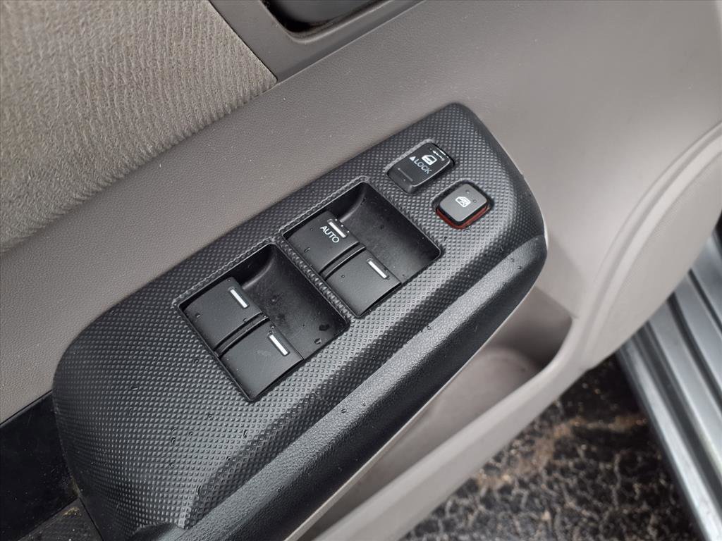 Used 2011 Honda Insight EX image 22