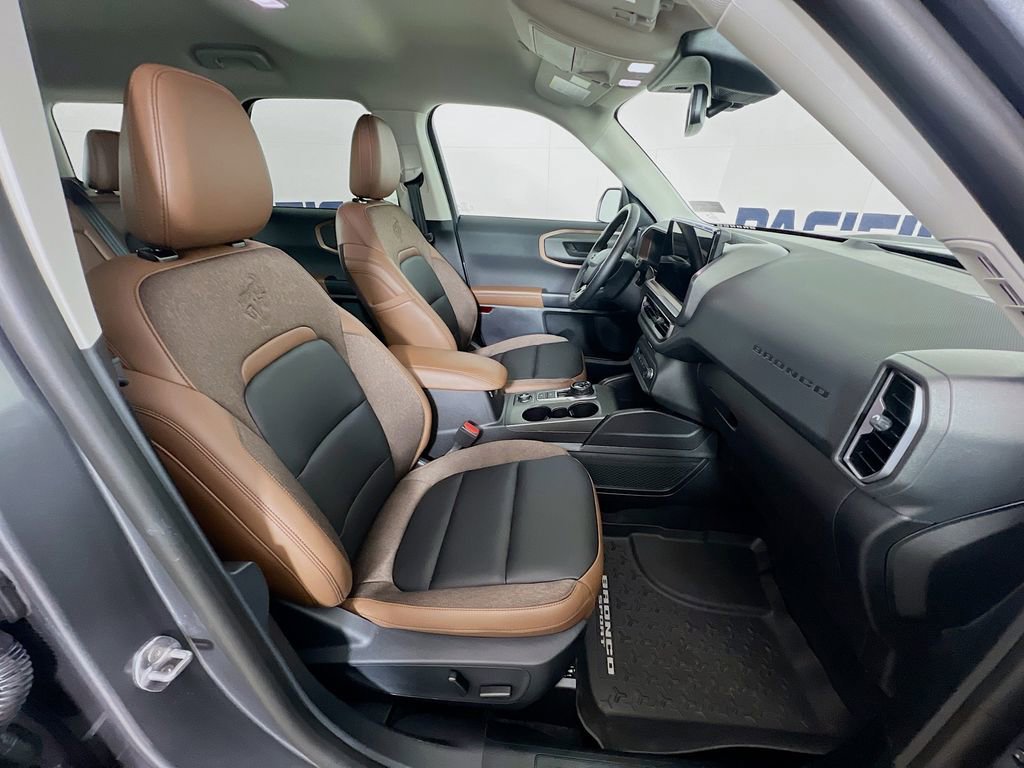 Used 2025 Ford Bronco Sport Outer Banks image 32