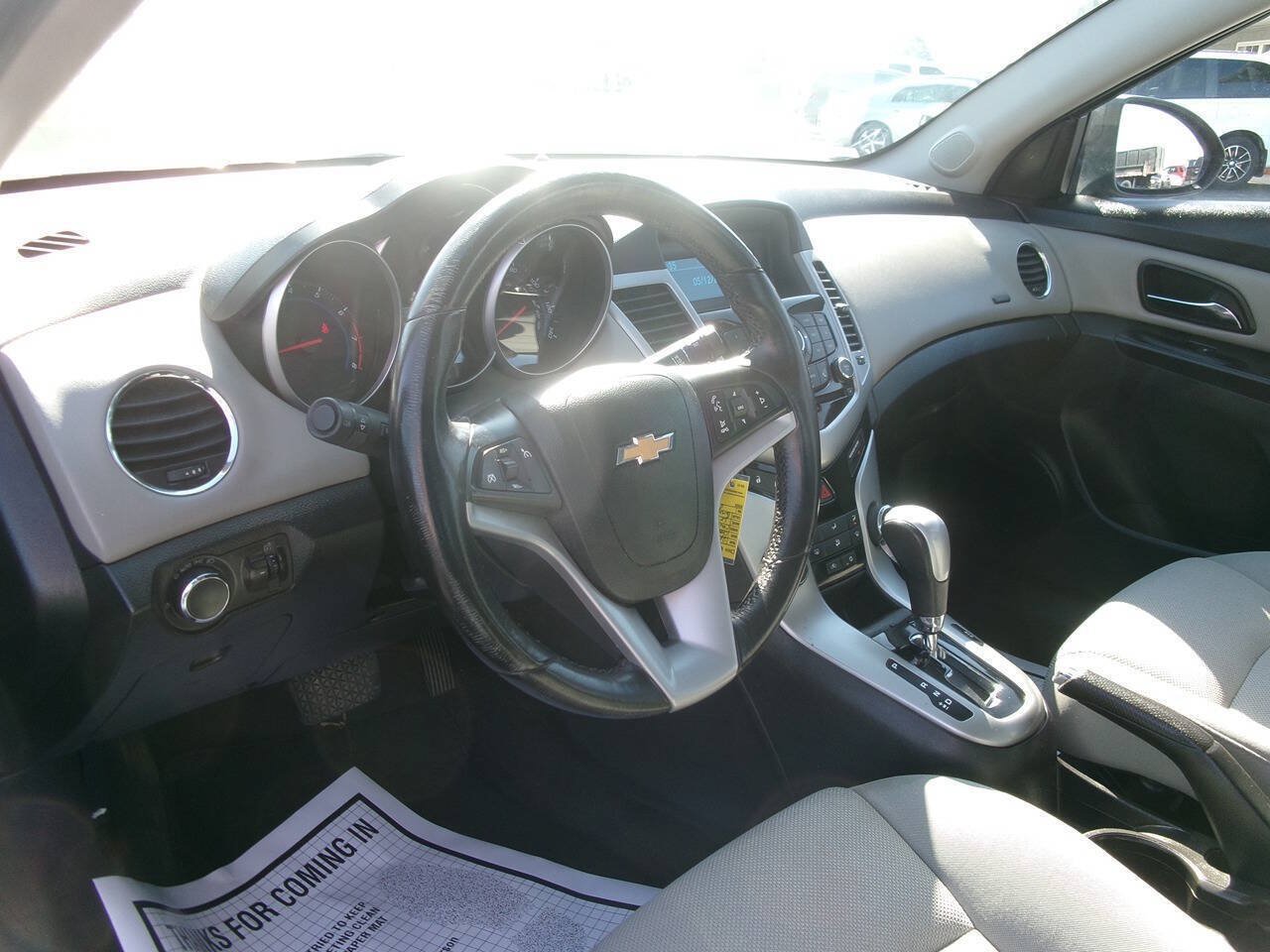 Used 2014 Chevrolet Cruze LT FWD image 12