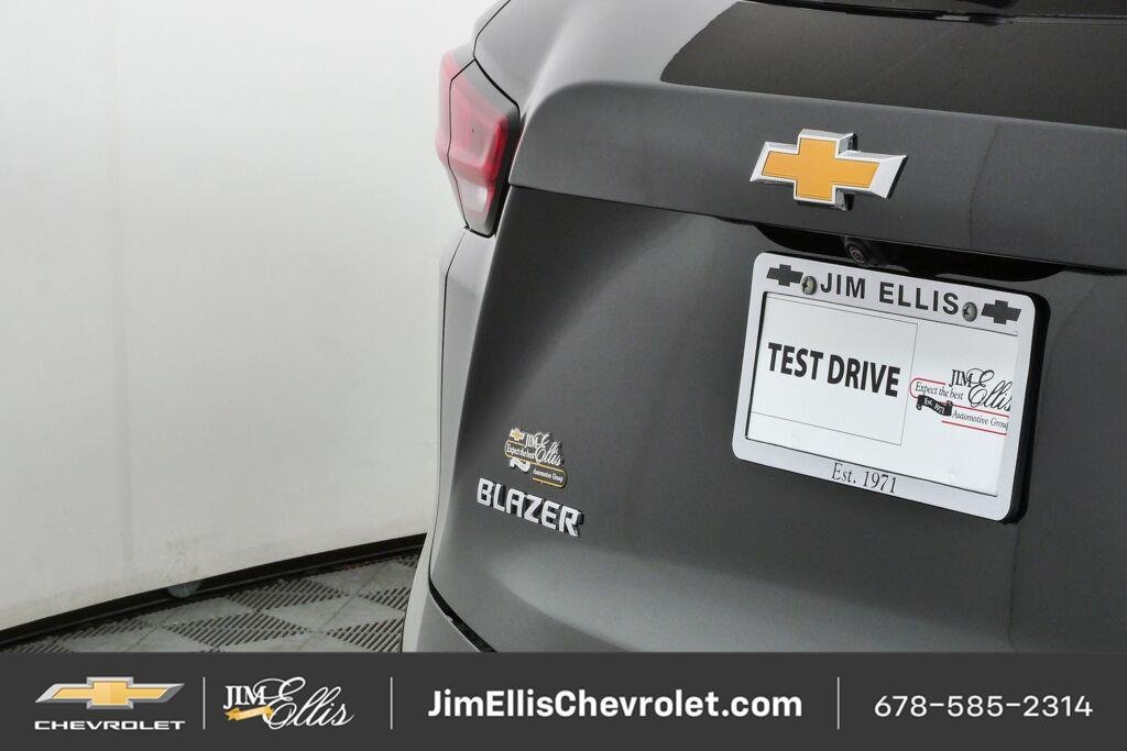 New 2026 Chevrolet Blazer LT w/ Convenience Package FWD image 36