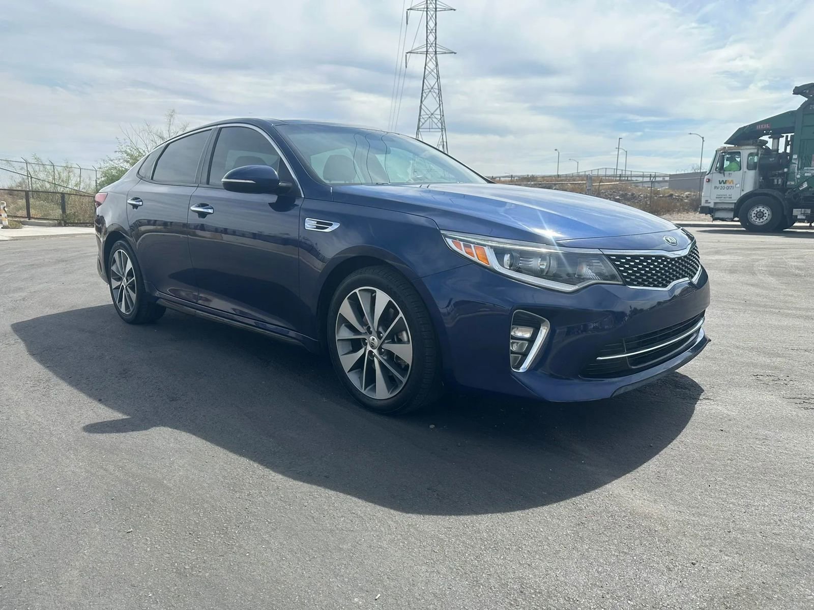 Used 2018 Kia Optima S w/ Pano Sport Package image 3
