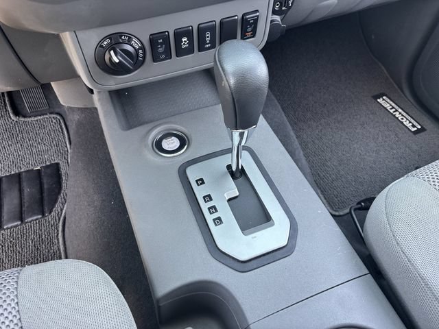 Used 2020 Nissan Frontier SV w/ Midnight Edition Floor Mats AWD/4WD image 25