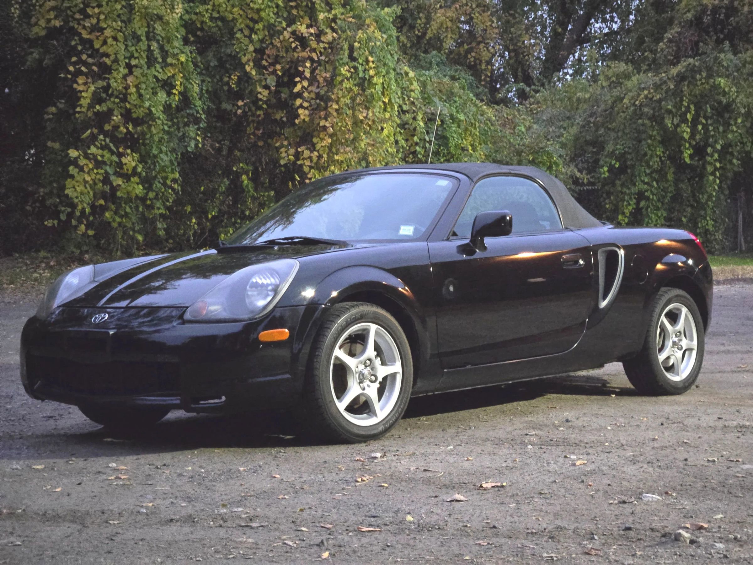 Used 2000 Toyota MR2