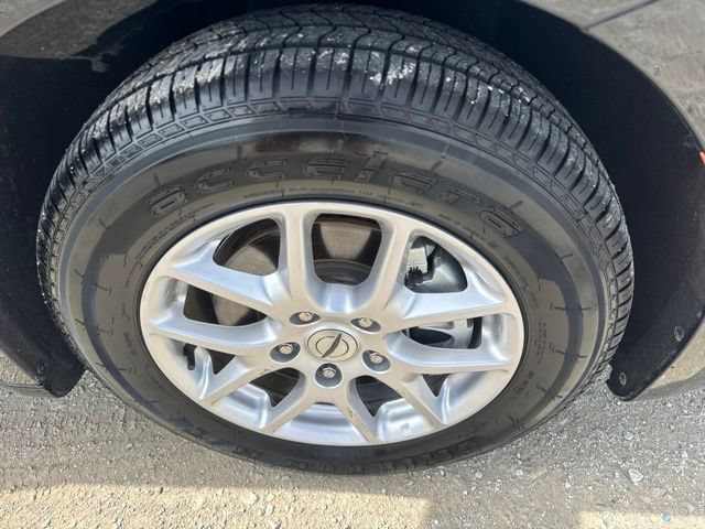 Used 2024 Chrysler Pacifica Touring-L FWD image 25