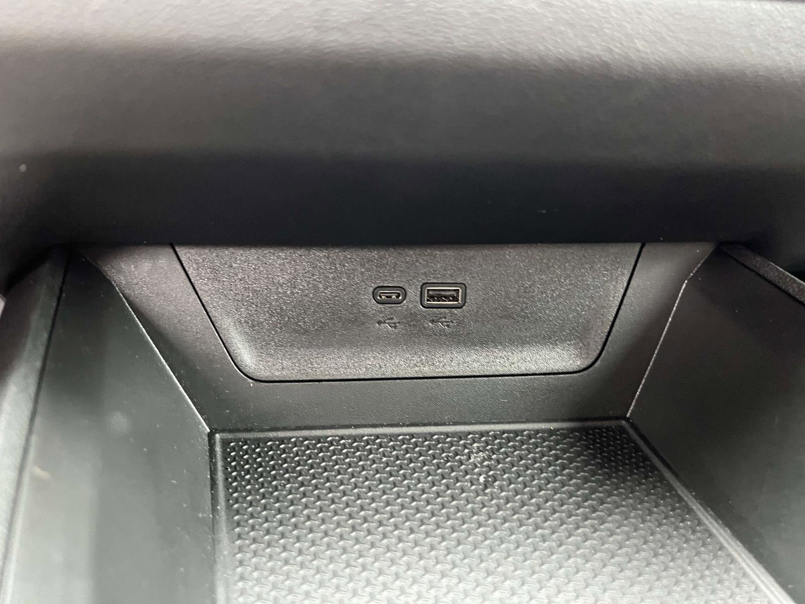 Certified 2025 Chevrolet Equinox LT w/ Safety and Technology Package image 21