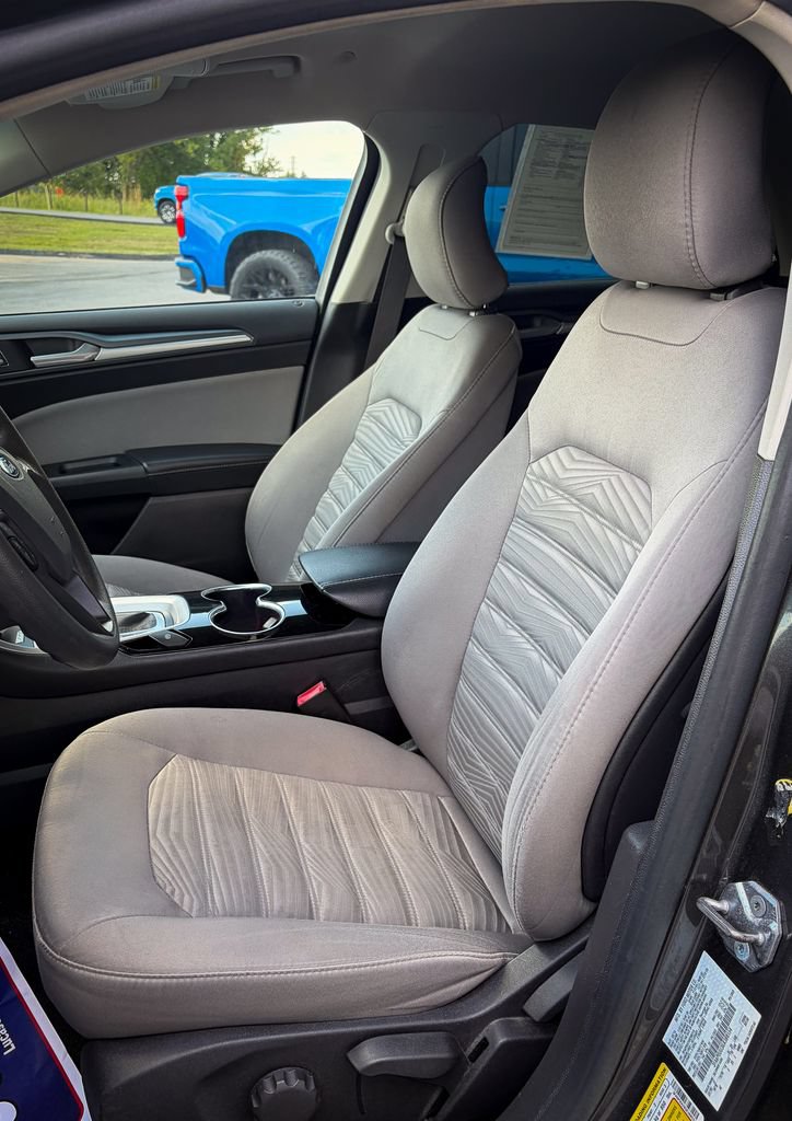 Used 2016 Ford Fusion S FWD image 16