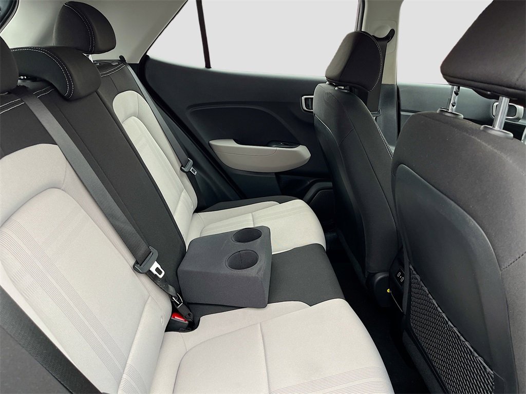 Used 2024 Hyundai Venue SEL image 27