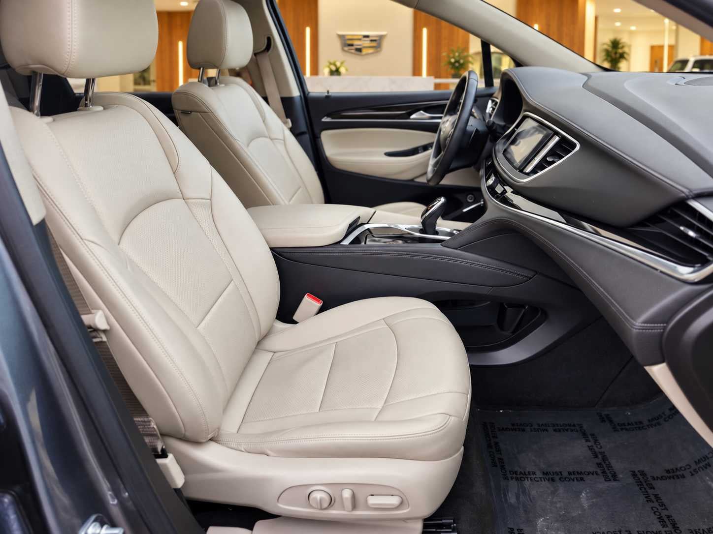 Used 2020 Buick Enclave Essence AWD/4WD image 8