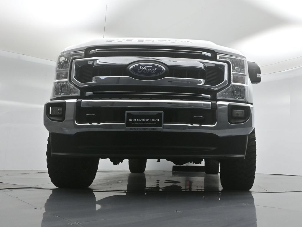 Used 2021 Ford F250 XLT w/ XLT Value Package AWD/4WD image 40