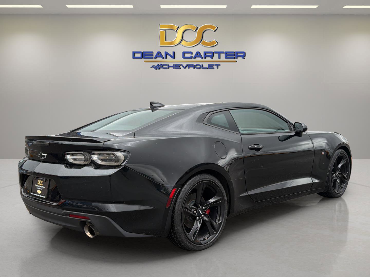 Used 2019 Chevrolet Camaro LT w/ RS Package RWD image 5