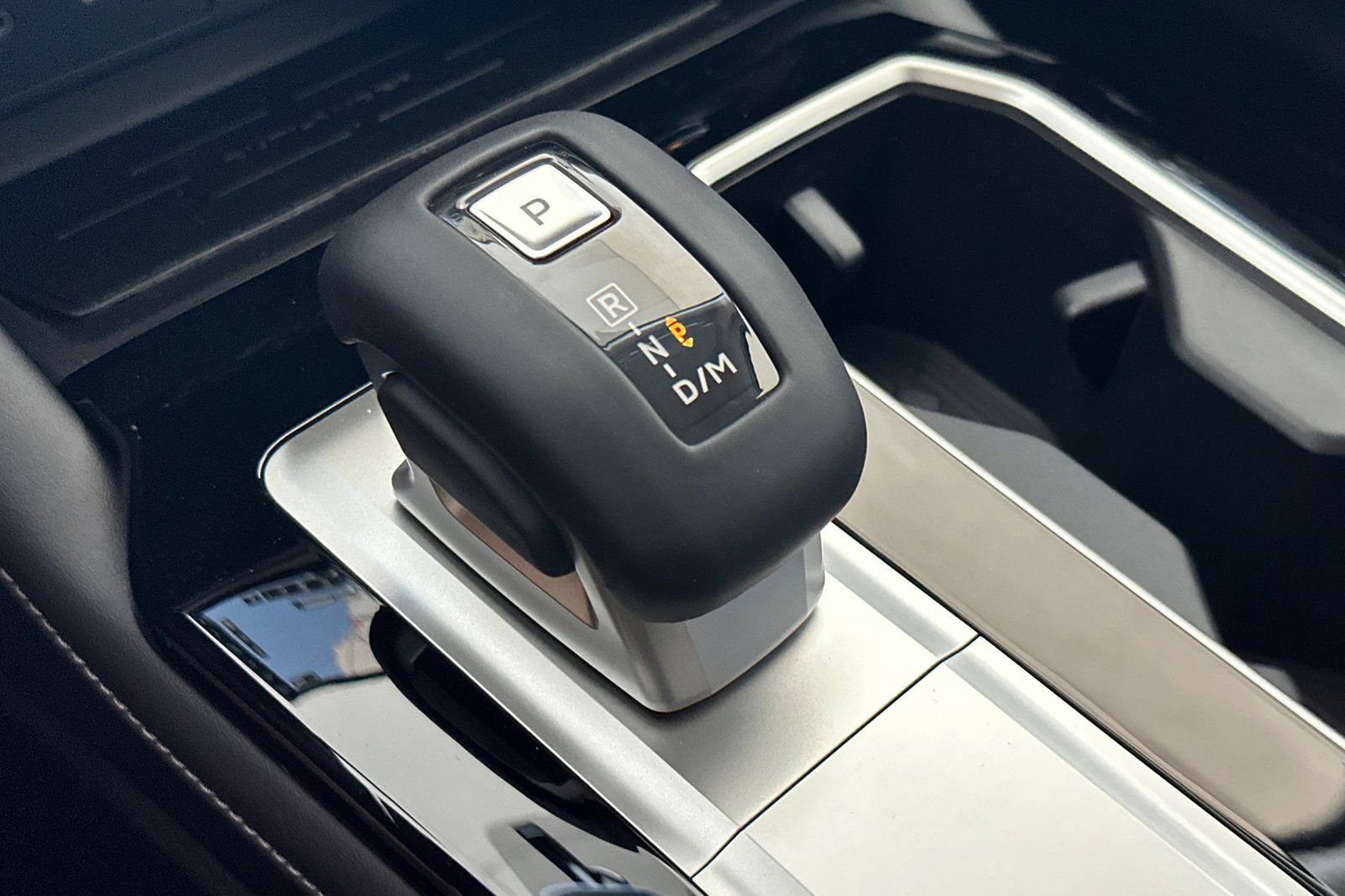 New 2025 Mitsubishi Outlander SE image 20