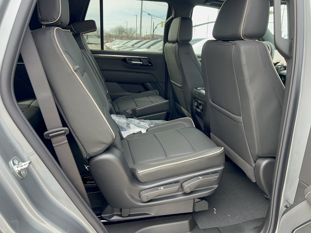 New 2026 Chevrolet Tahoe Premier w/ Sun And Tow Package AWD/4WD image 6