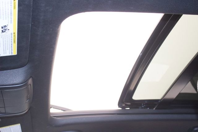 Used 2023 Cadillac XT4 Premium Luxury w/ Enhanced Visibility Package image 19