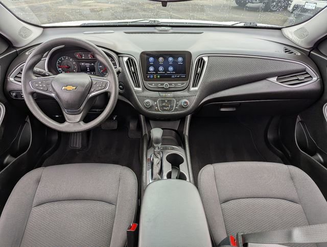Used 2025 Chevrolet Malibu LS image 22