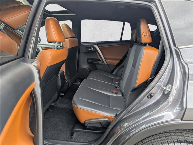 Used 2018 Toyota RAV4 SE w/ Power Extra Value Package image 17