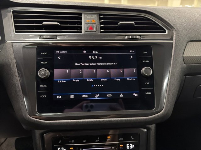 Used 2023 Volkswagen Tiguan SE image 23