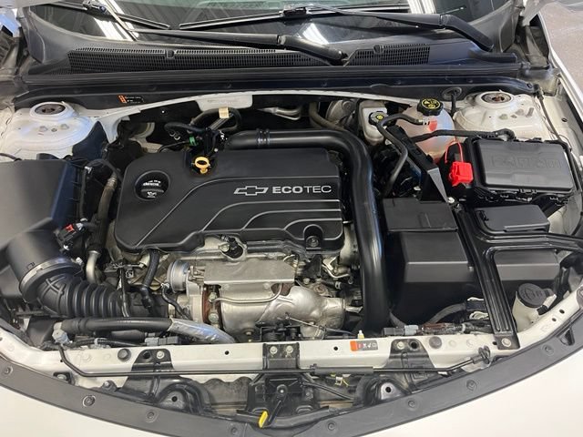 Used 2018 Chevrolet Malibu LT w/ Leather Package FWD image 28