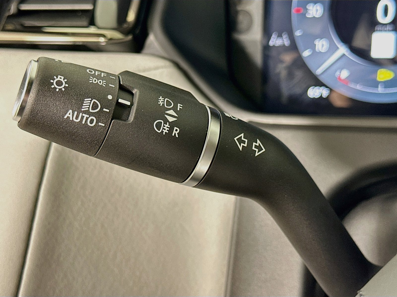New 2026 Land Rover Range Rover Velar Belgravia AWD/4WD image 21