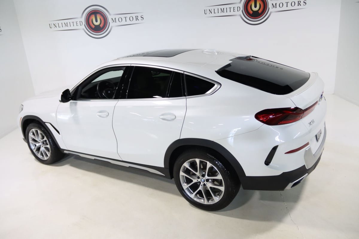 Used 2022 BMW X6 xDrive40i AWD/4WD image 5