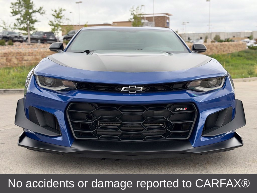 Used 2019 Chevrolet Camaro ZL1 RWD image 2