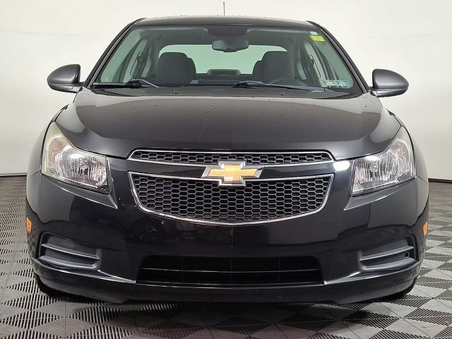 Used 2013 Chevrolet Cruze LS FWD image 4