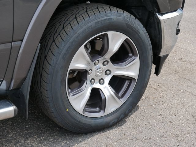 Used 2022 RAM 1500 Laramie AWD/4WD image 11