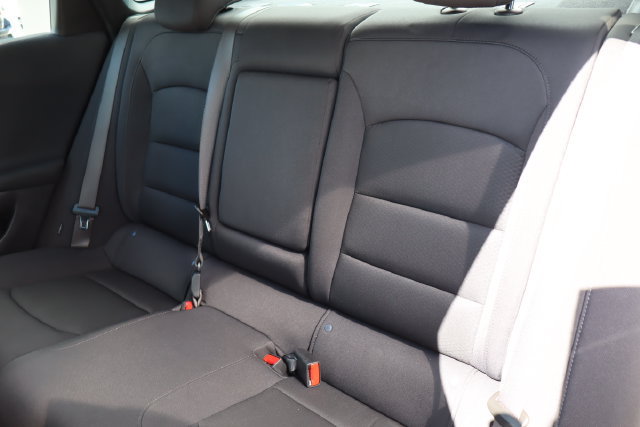 Used 2025 Chevrolet Malibu LT FWD image 14