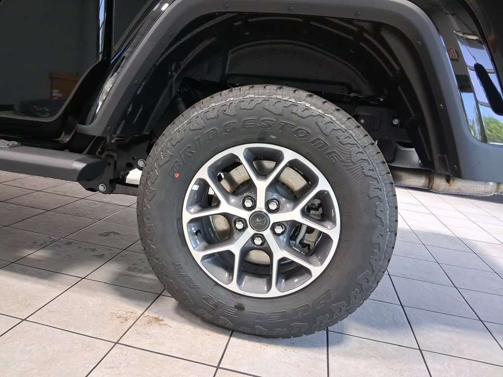 New 2026 Jeep Gladiator Sport AWD/4WD image 32